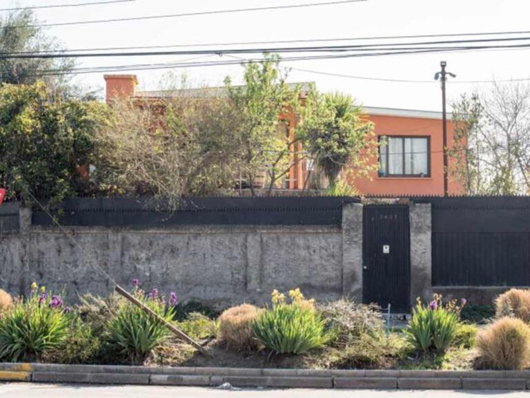 Chile-Ex-Centro-de-Tortura-Venda-Sexy-1